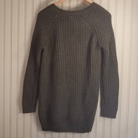 Forever 21 Sweaters - Green Forever 21 Sweater